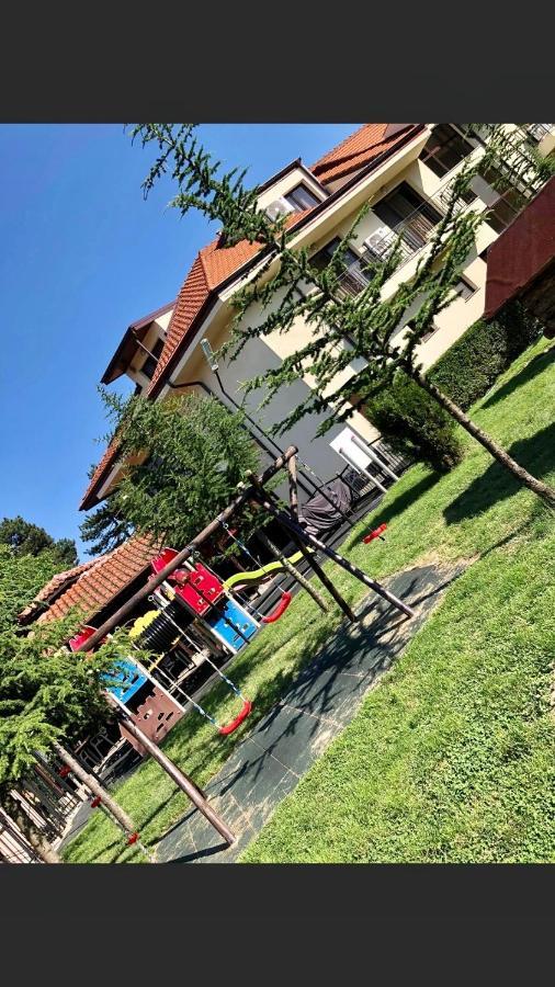Hotel Ostrova Plovdiv Kültér fotó
