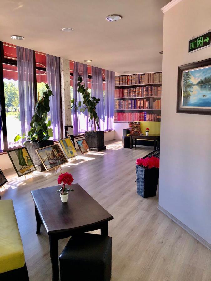 Hotel Ostrova Plovdiv Kültér fotó