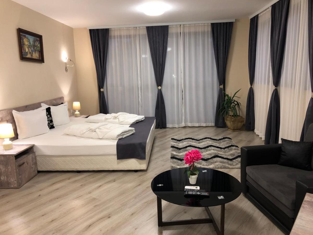 Hotel Ostrova Plovdiv Kültér fotó