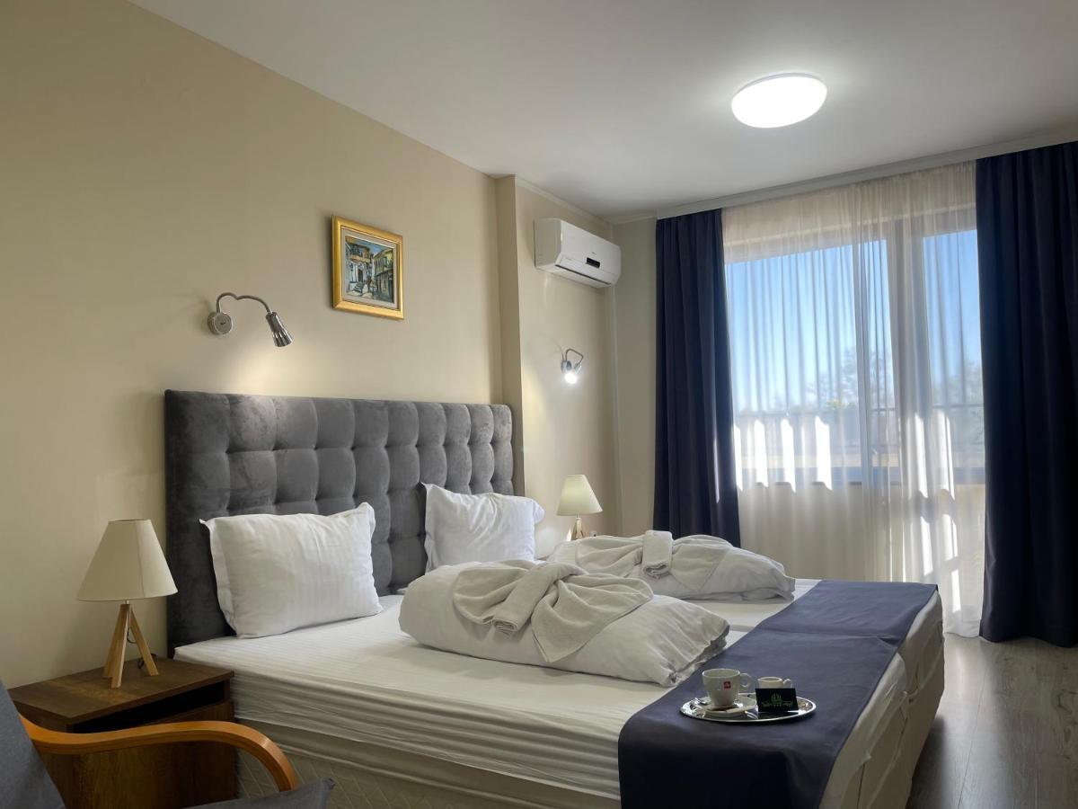 Hotel Ostrova Plovdiv Kültér fotó