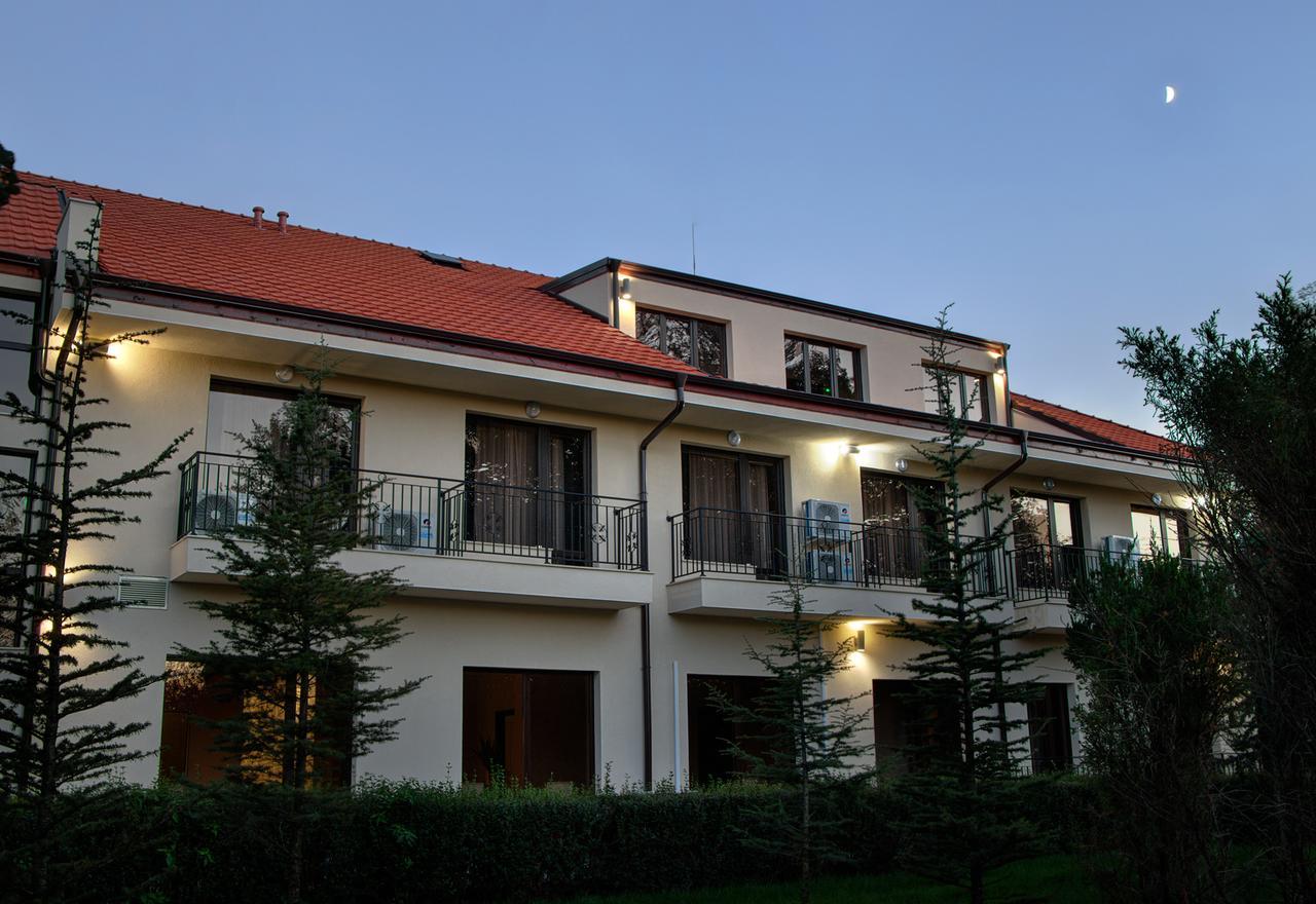 Hotel Ostrova Plovdiv Kültér fotó
