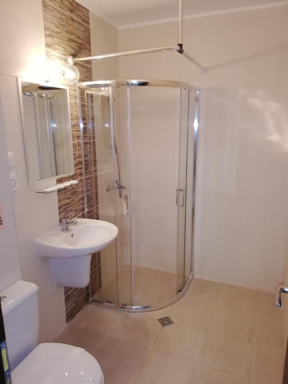 Hotel Ostrova Plovdiv Kültér fotó